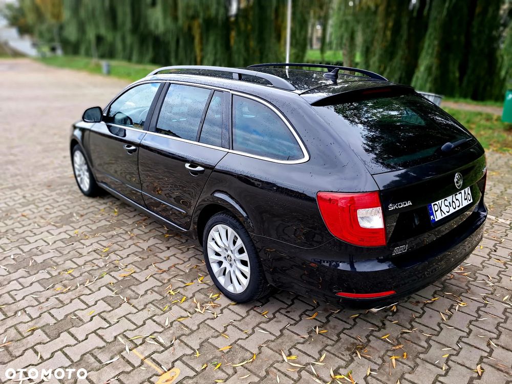 Skoda Superb 2.0 TDI Elegance DSG - 4