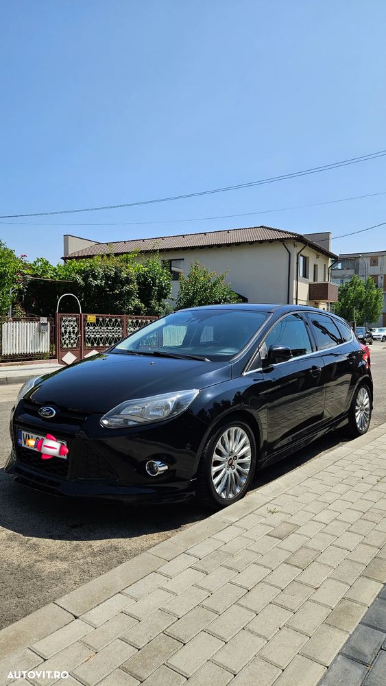Ford Focus - 1