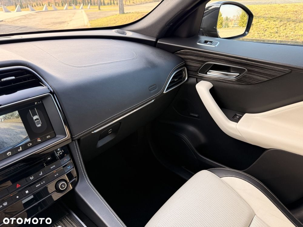 Jaguar F-Pace 3.0 TDV6 AWD R-Sport - 15