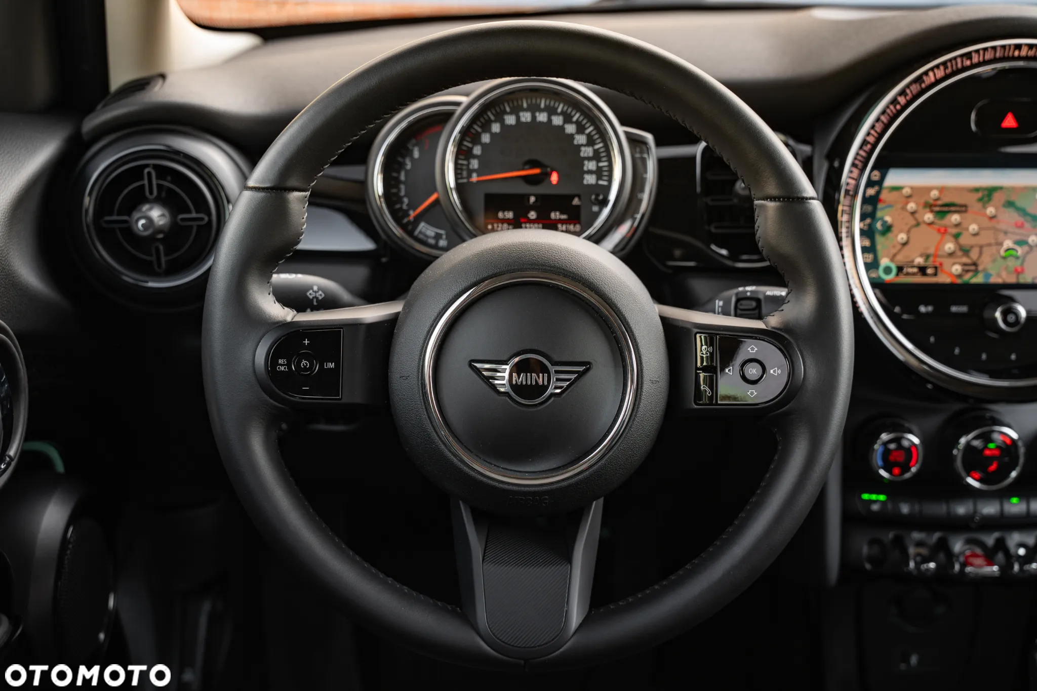 MINI Cooper Classic Trim - 32