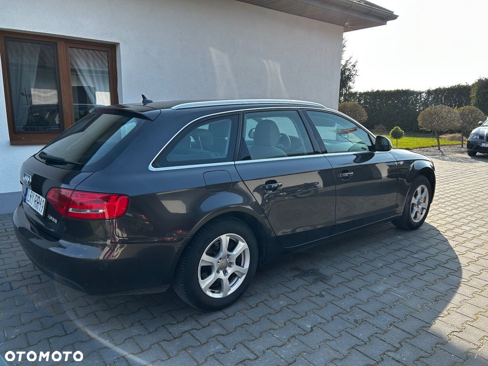 Audi A4 Avant 2.0 TDI - 4