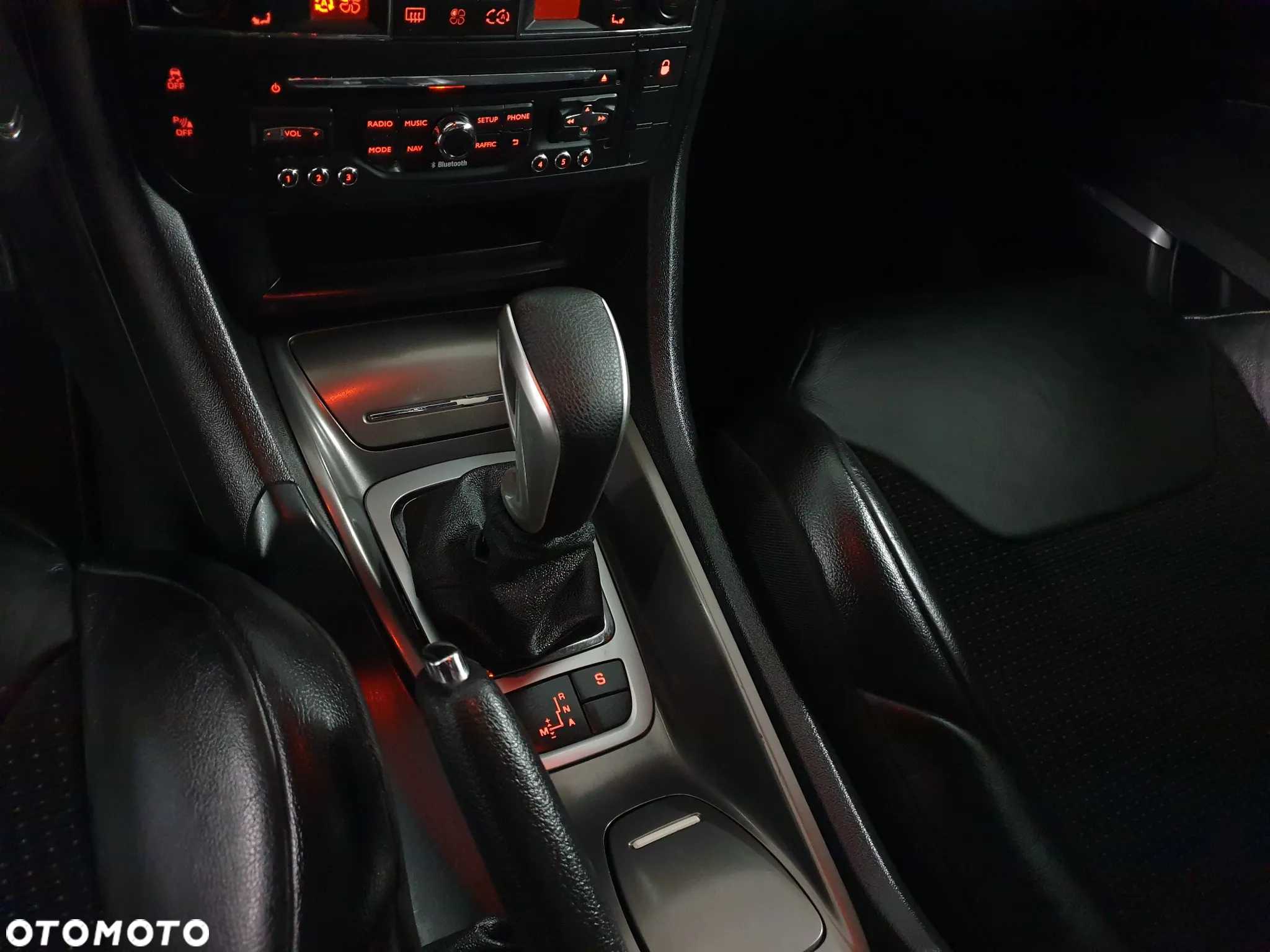 Citroën C5 1.6 e-HDi Selection MCP - 26