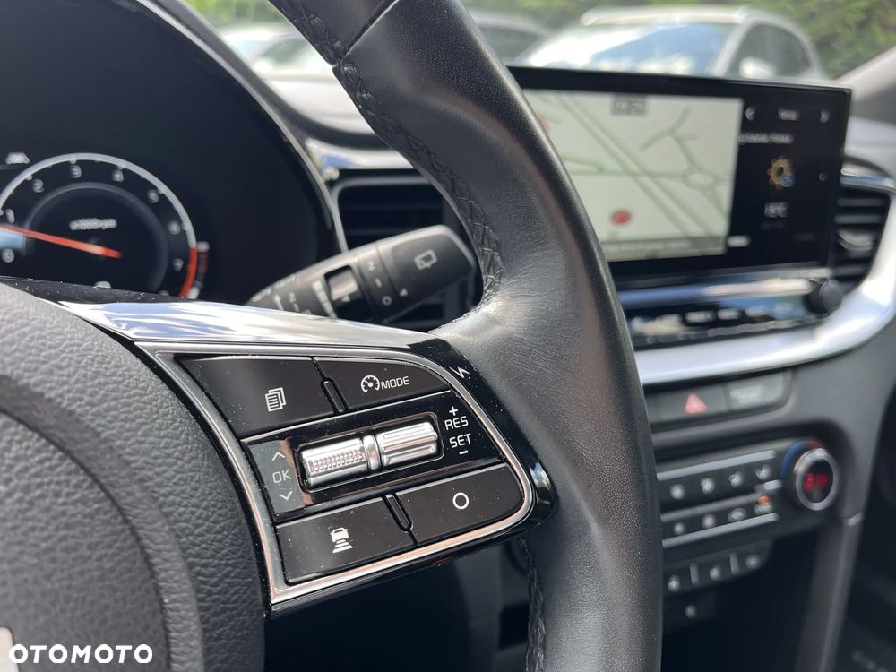 Kia XCeed 1.5 T-GDI Prestige Line DCT - 24