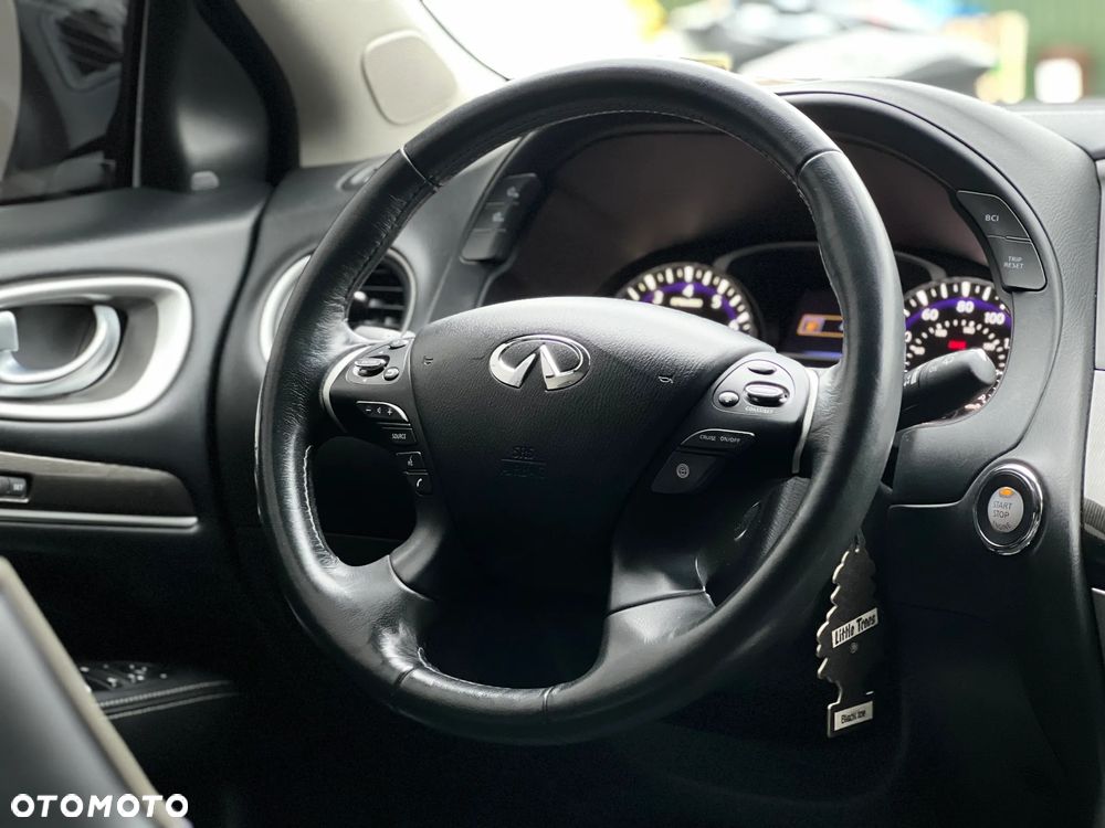 Infiniti Q60 S Premium - 24