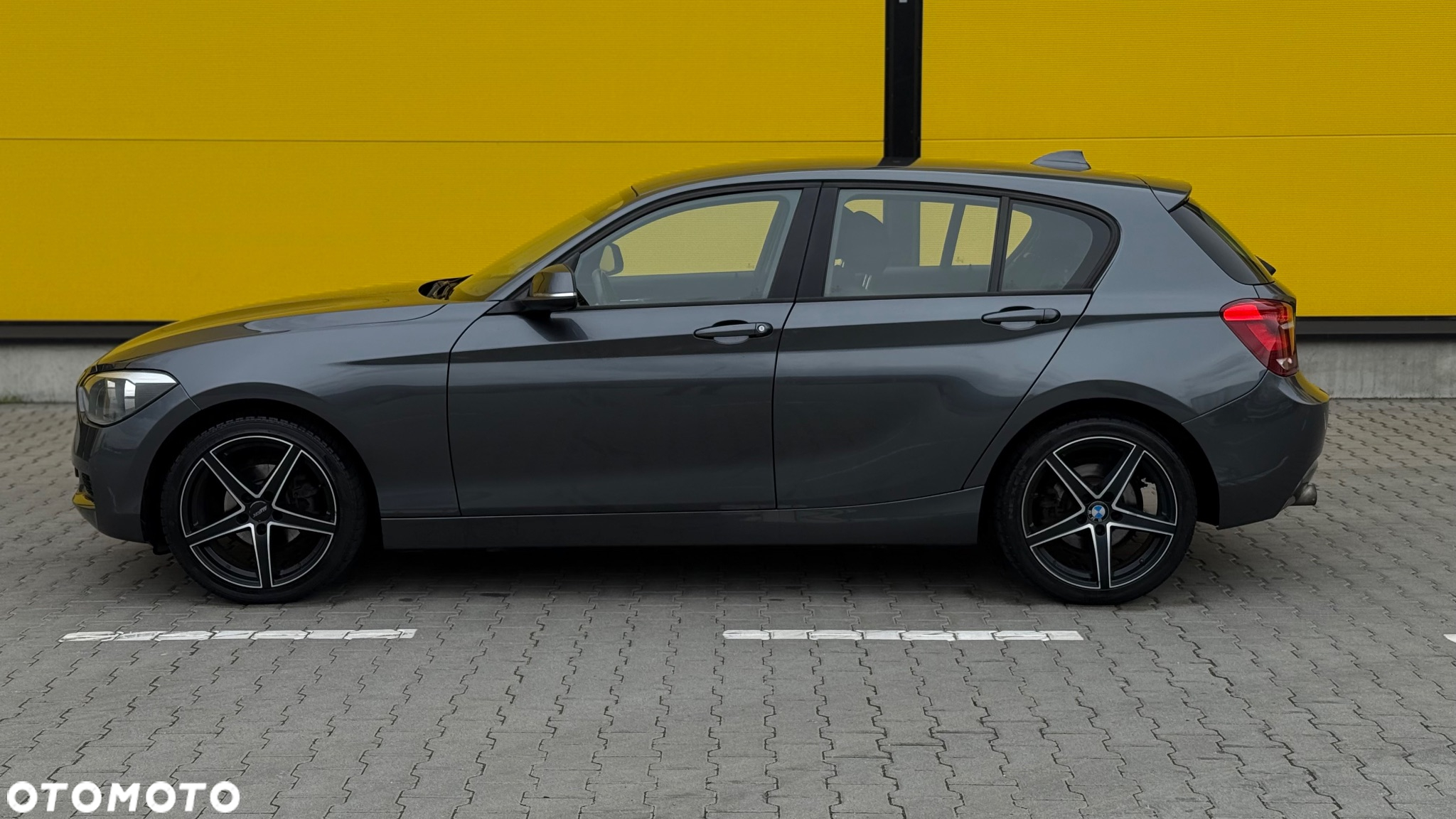 BMW Seria 1 118i Sport Line - 2