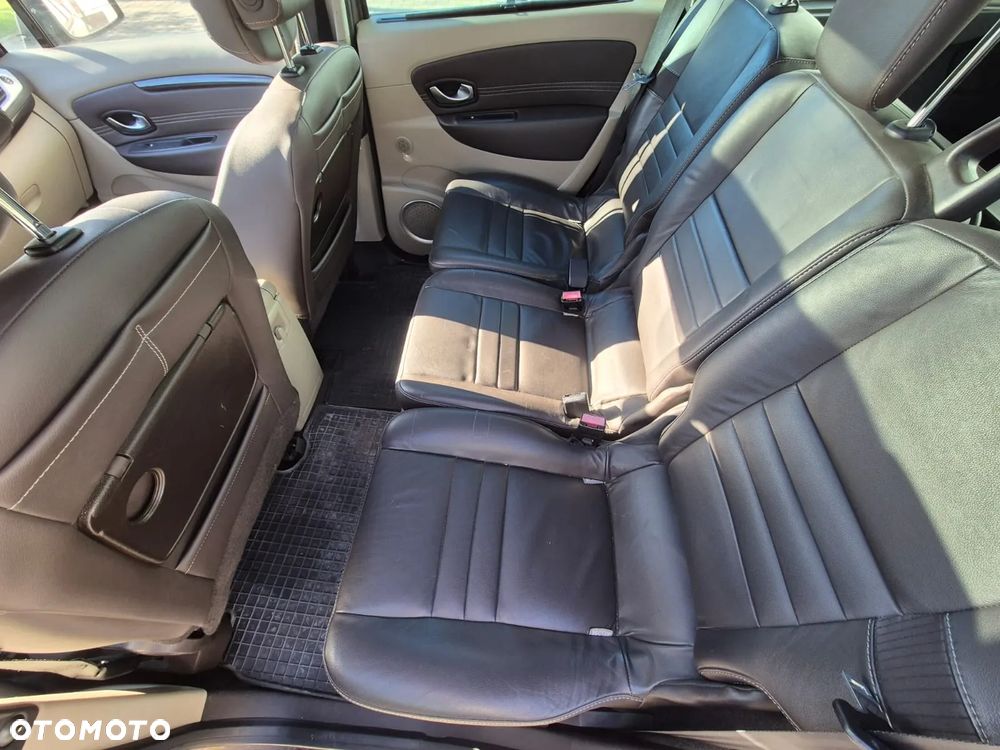 Renault Grand Scenic TCe 130 Luxe - 12
