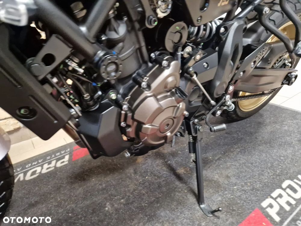 Yamaha XSR - 20
