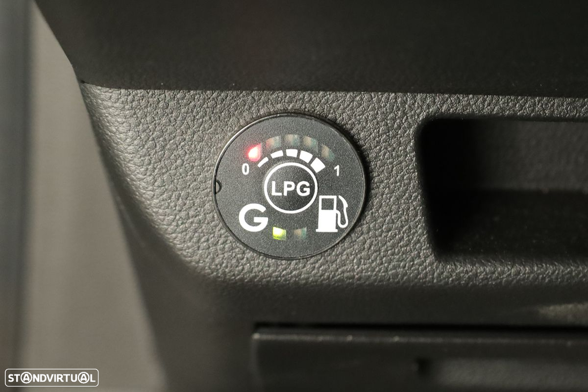 Renault Clio 1.0 TCe Evolution Bi-Fuel - 19