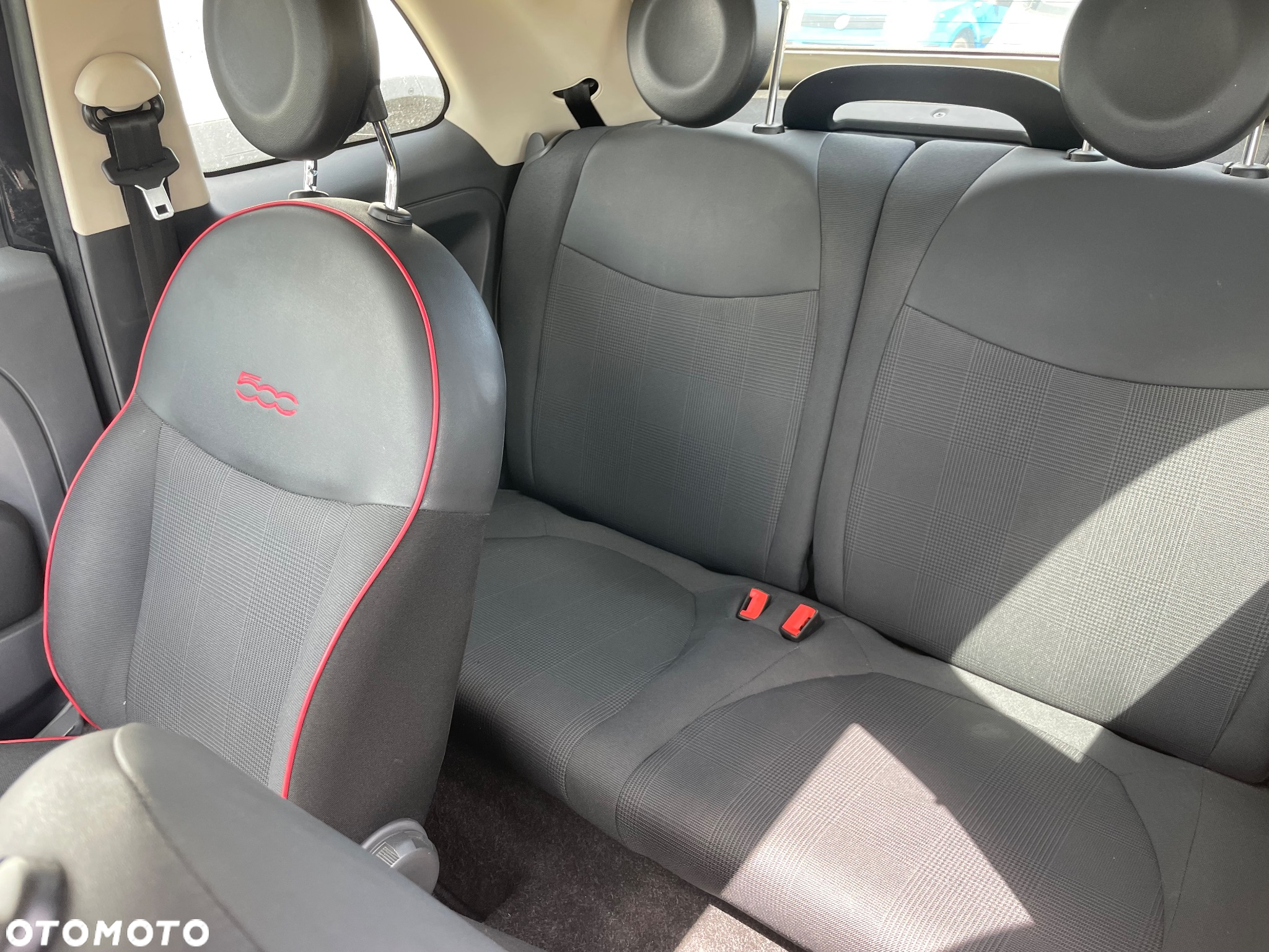 Fiat 500 C 1.2 8V Lounge - 10