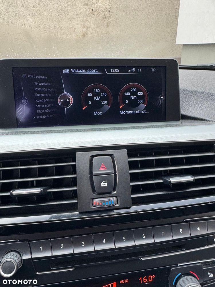 BMW Seria 3 330d Sport Line - 24