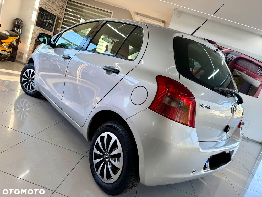 Toyota Yaris 1.0 Luna A/C - 18