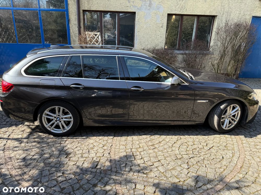 BMW Seria 5 M550d xDrive - 7
