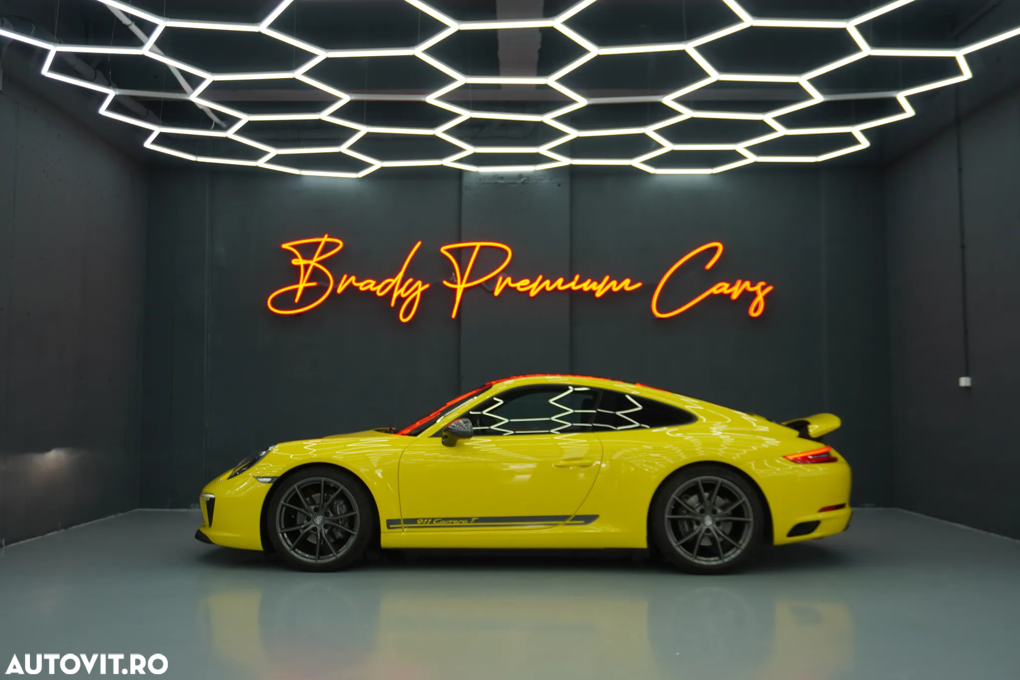 Porsche 911 Carrera PDK - 3