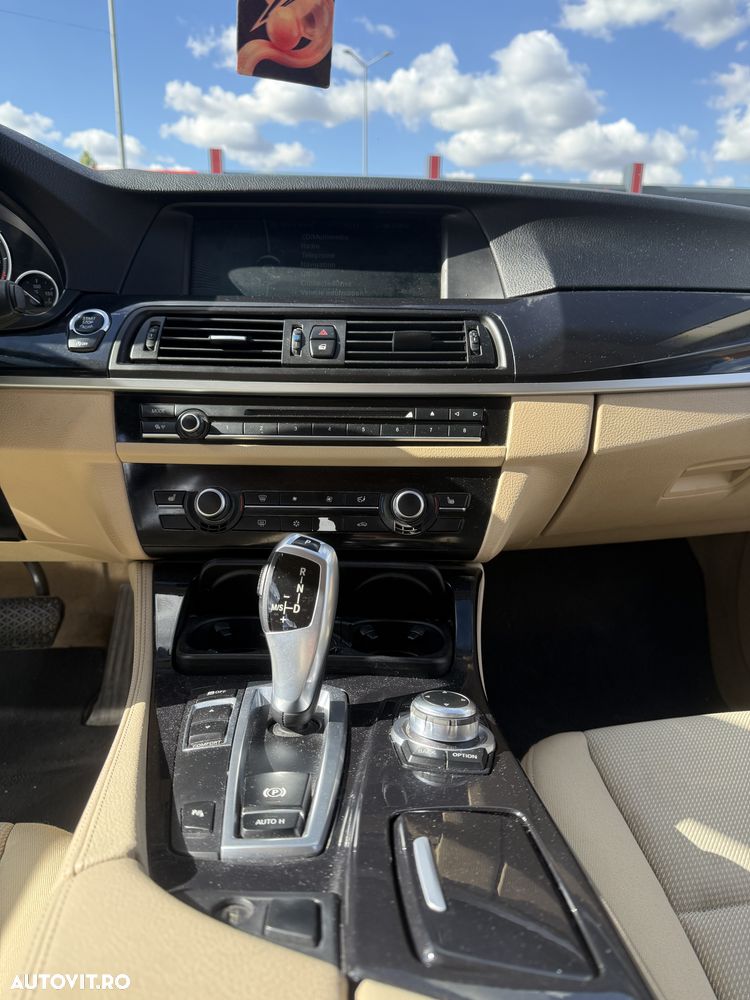 BMW Seria 5 520d Aut. - 21