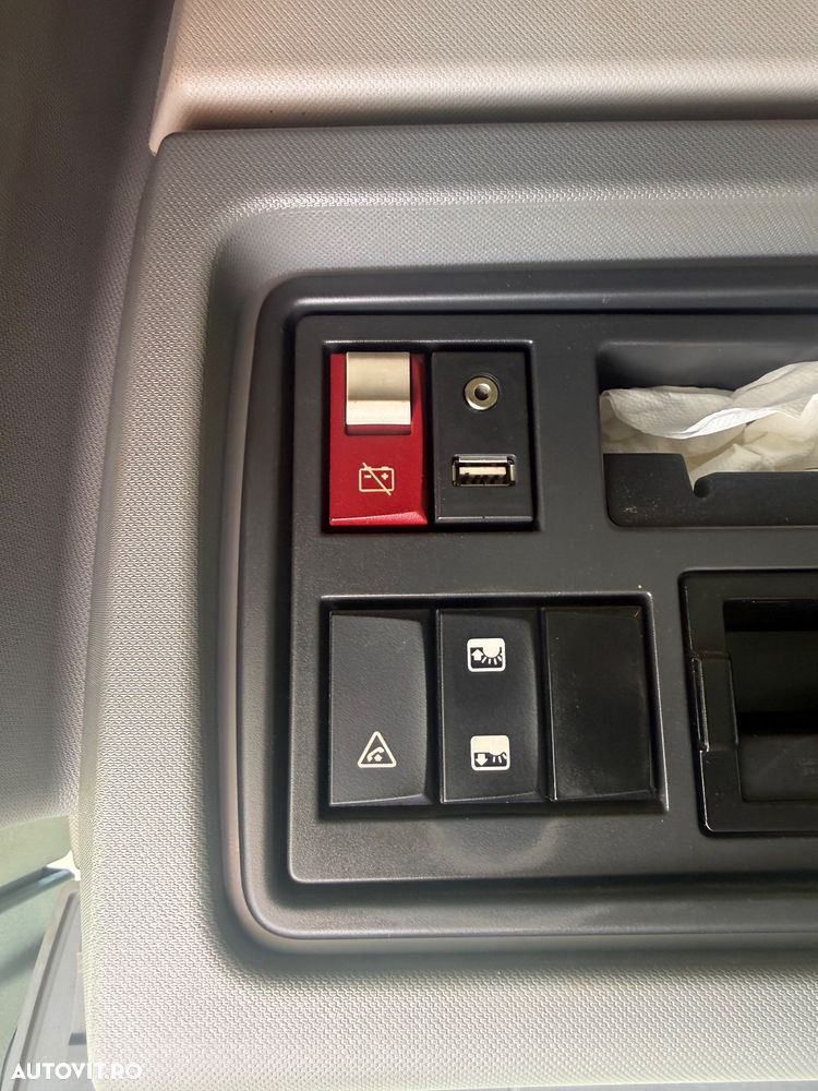 Renault T-High 480 - 25