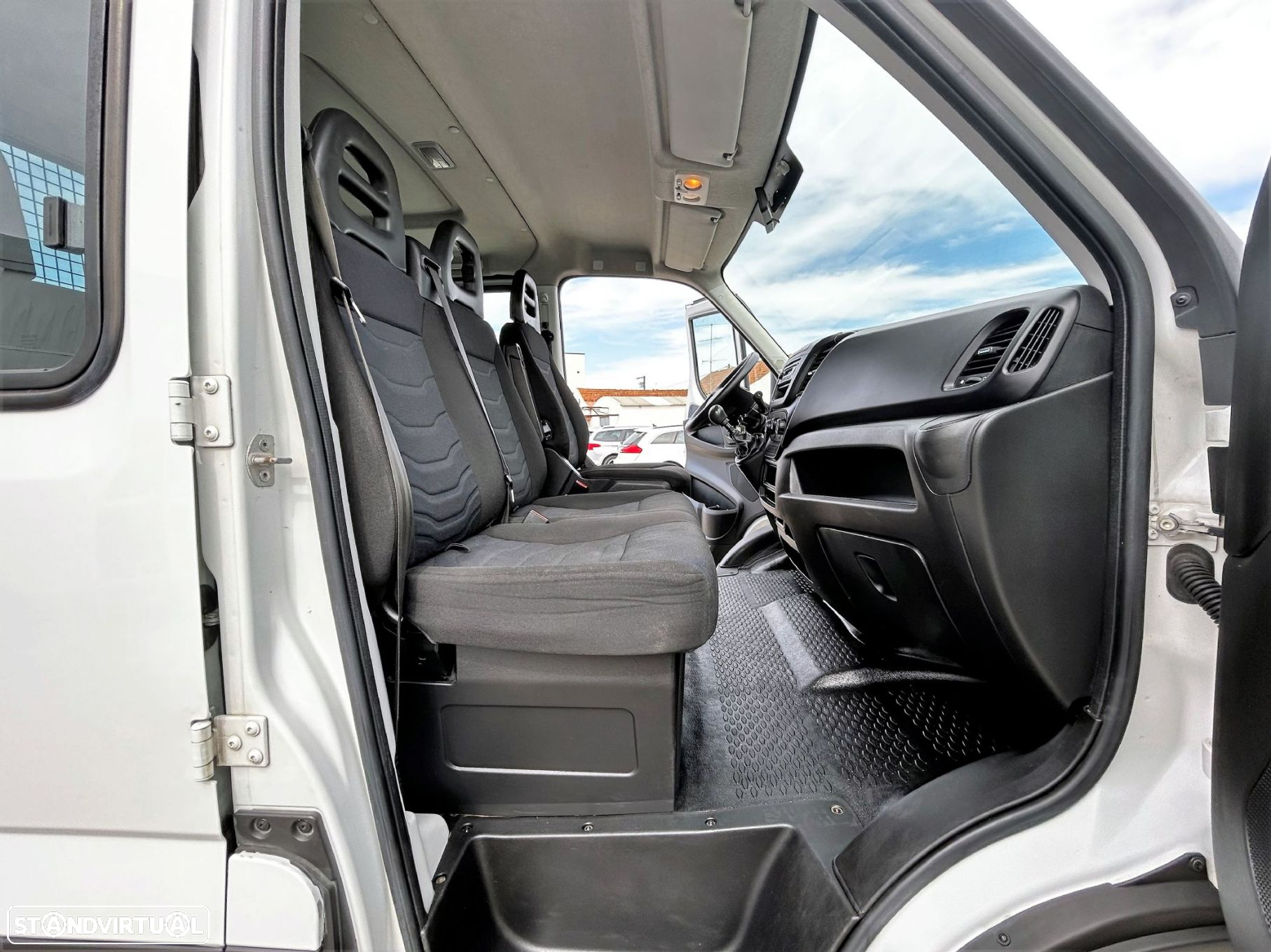 Iveco Daily 2.3 35C14 3000 CD - 24