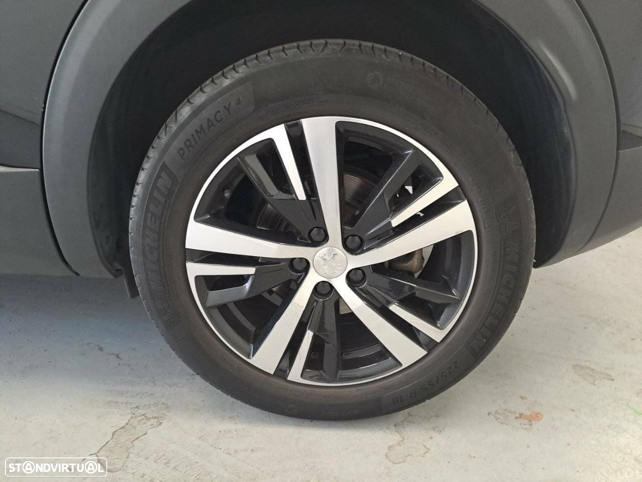 Peugeot 3008 1.5 BlueHDi GT EAT8 - 11