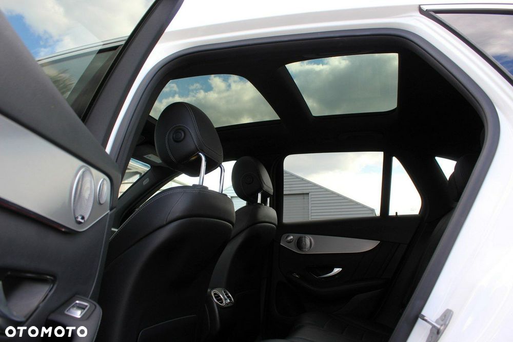 Mercedes-Benz GLC - 18