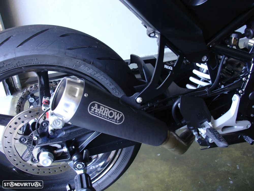 Husqvarna Vitpilen 701 - 14