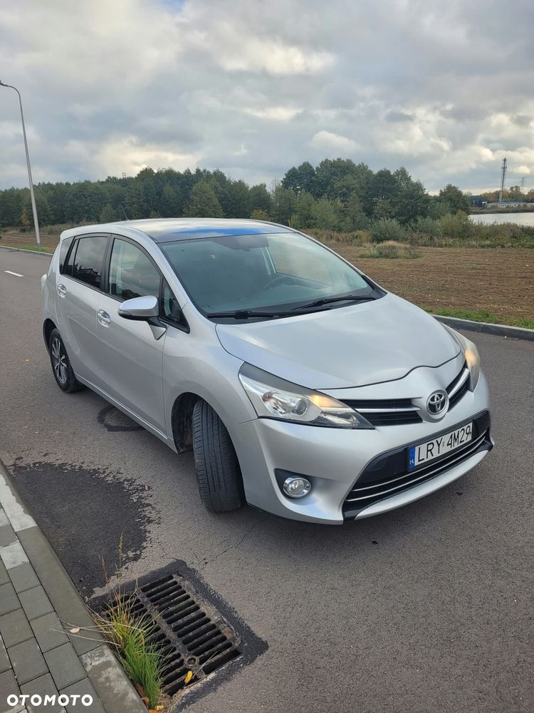 Toyota Verso - 1