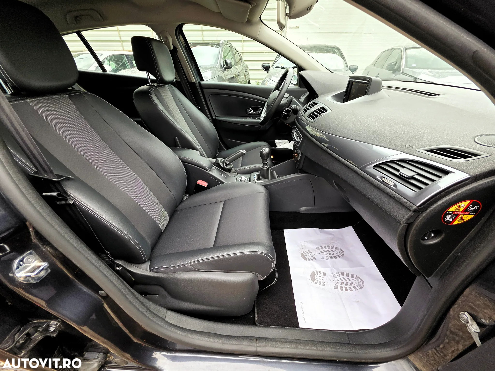 Renault Megane ENERGY dCi 110 BUSINESS - 15