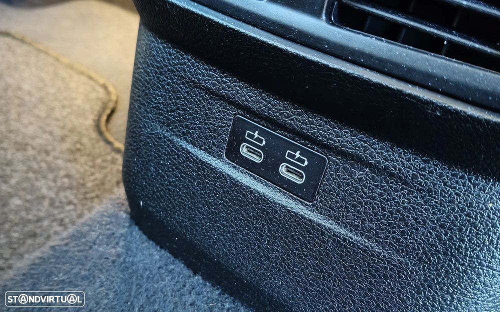 BMW 216 Gran Tourer d 7L Line Luxury Auto - 31