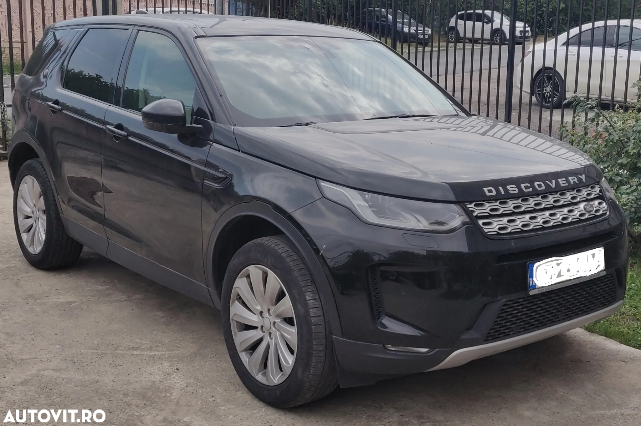 Land Rover Discovery Sport 2.0 D180 MHEV SE - 2