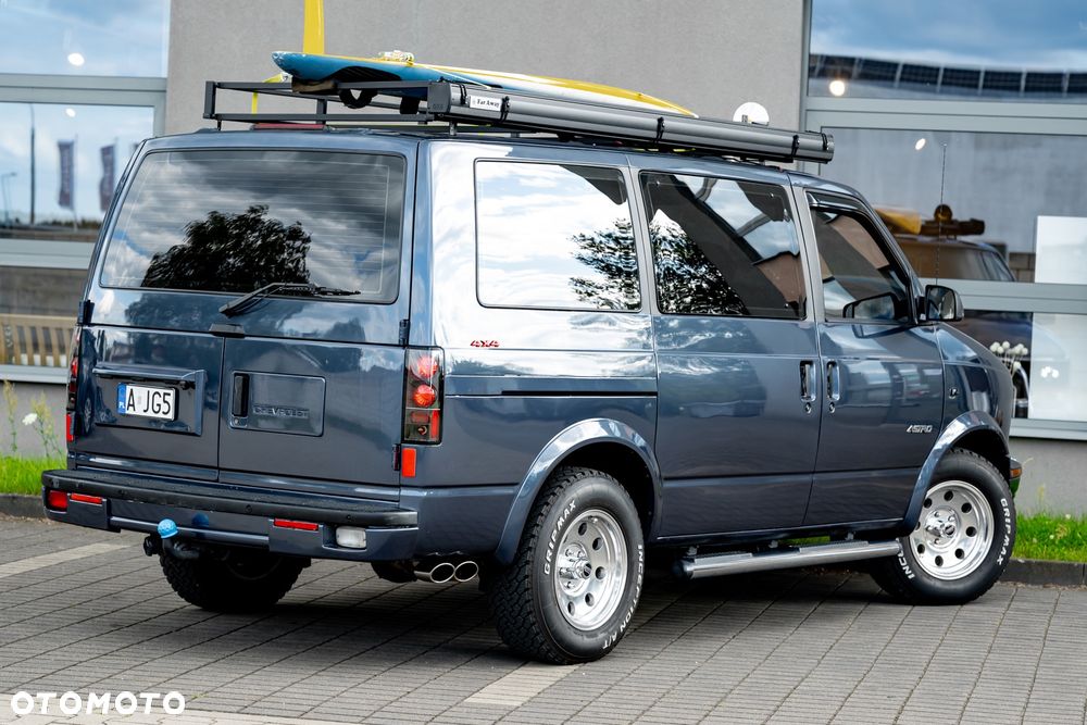 Chevrolet Astro - 11