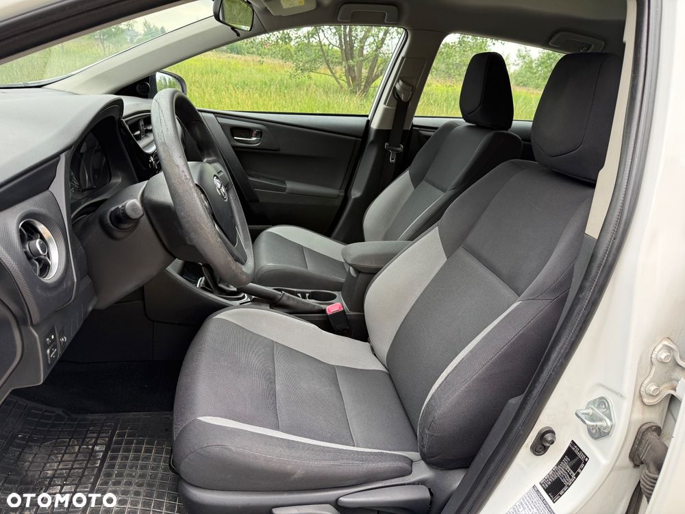 Toyota Auris 1.33 VVT-i Active - 5