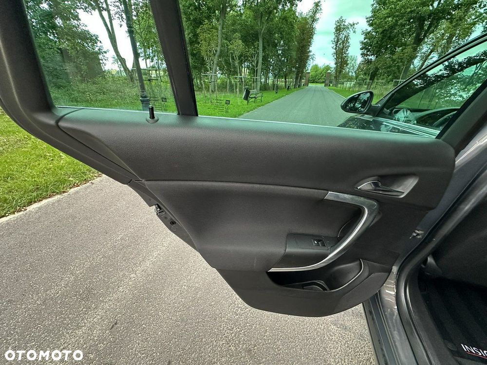 Opel Insignia - 21