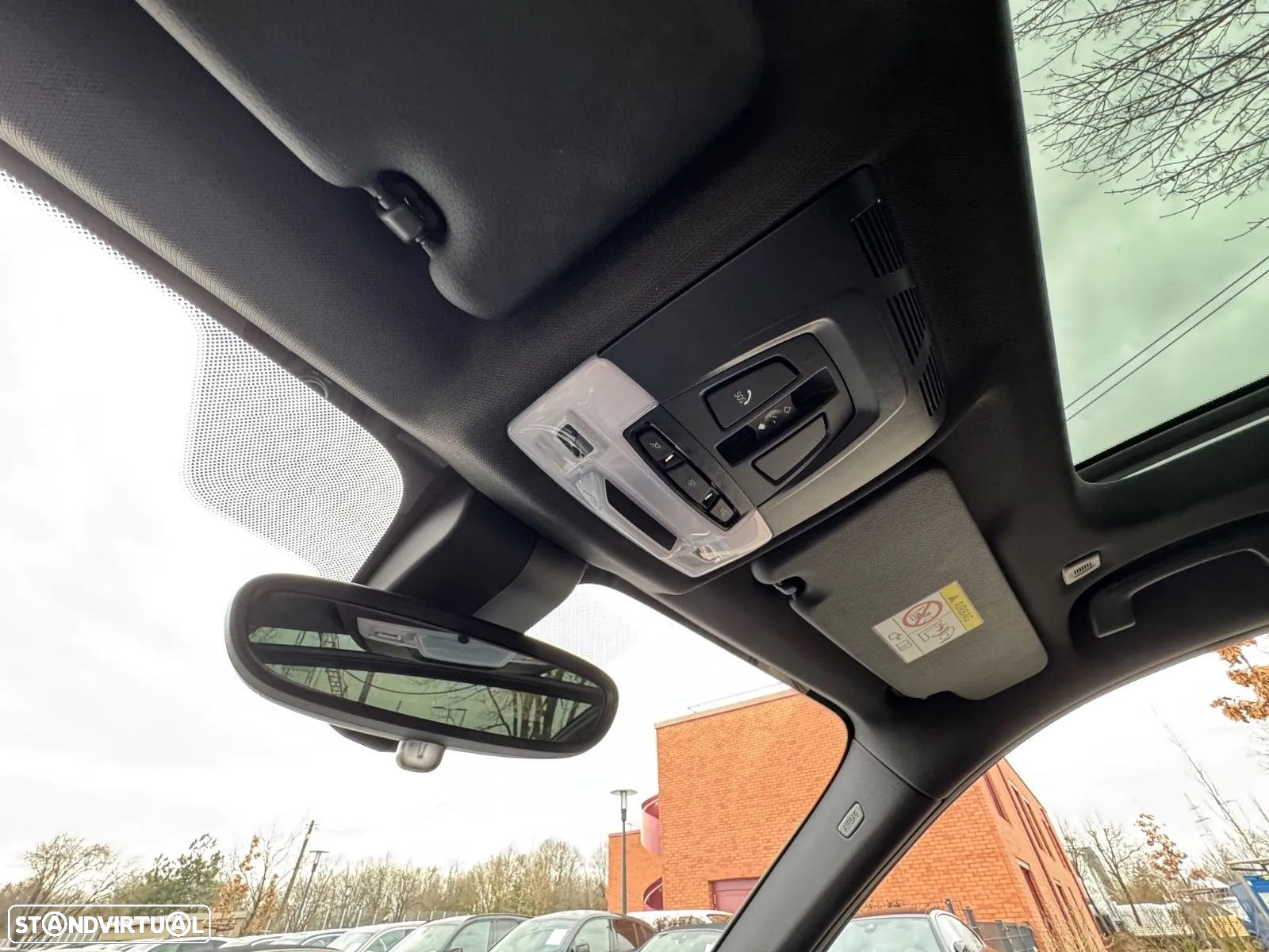 BMW X1 25 e xDrive Pack M - 17