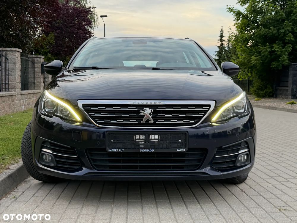 Peugeot 308 BlueHDi FAP 130 Stop & Start Allure - 23
