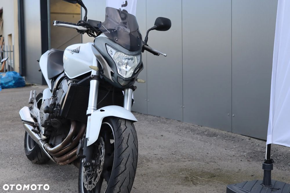 Honda Hornet - 4