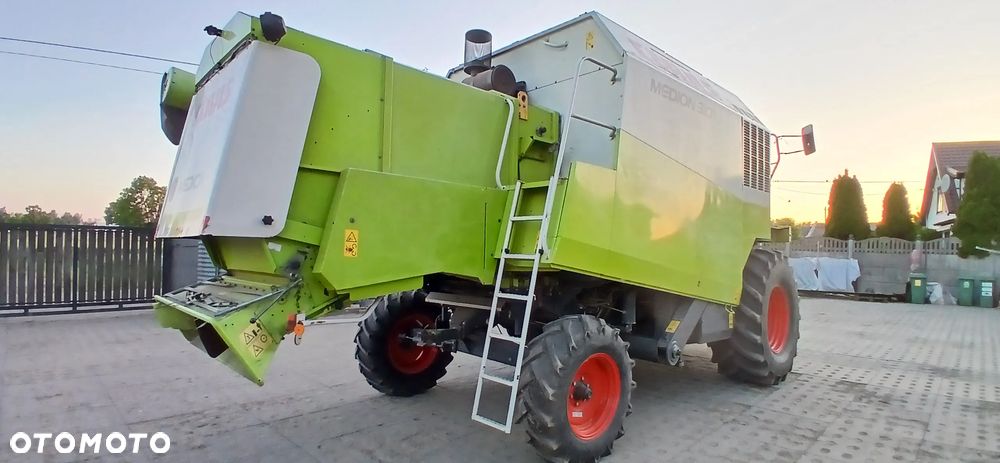 Claas Medion 310 - 3