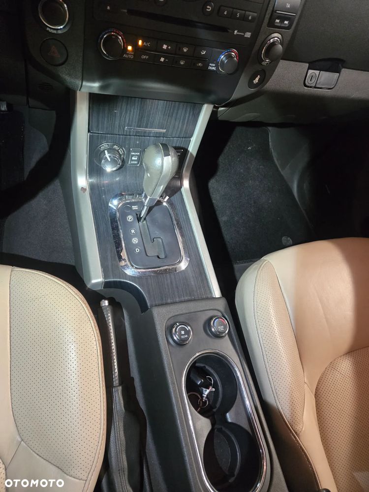 Nissan Pathfinder - 20