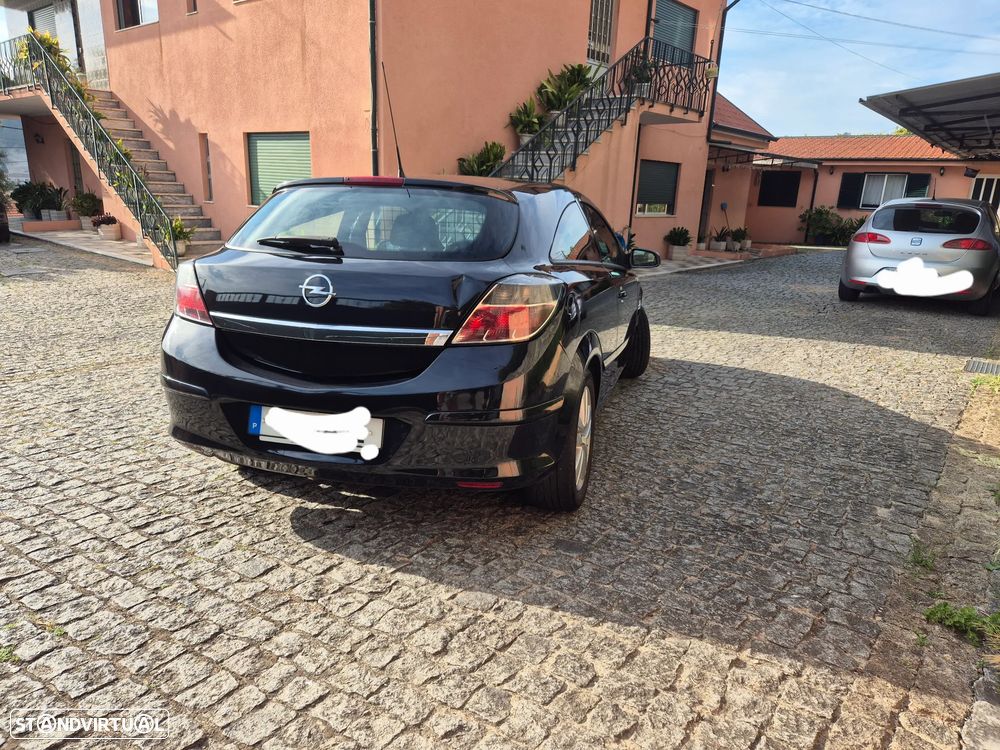 Opel Astra GTC 1.3 CDTi - 2