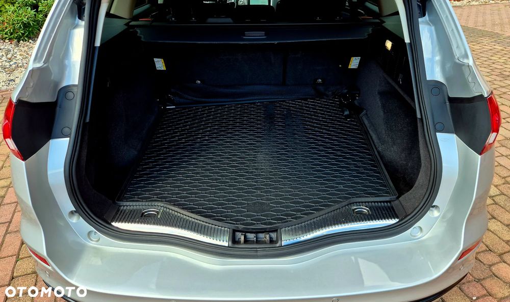 Ford Mondeo 2.0 EcoBlue Titanium - 23