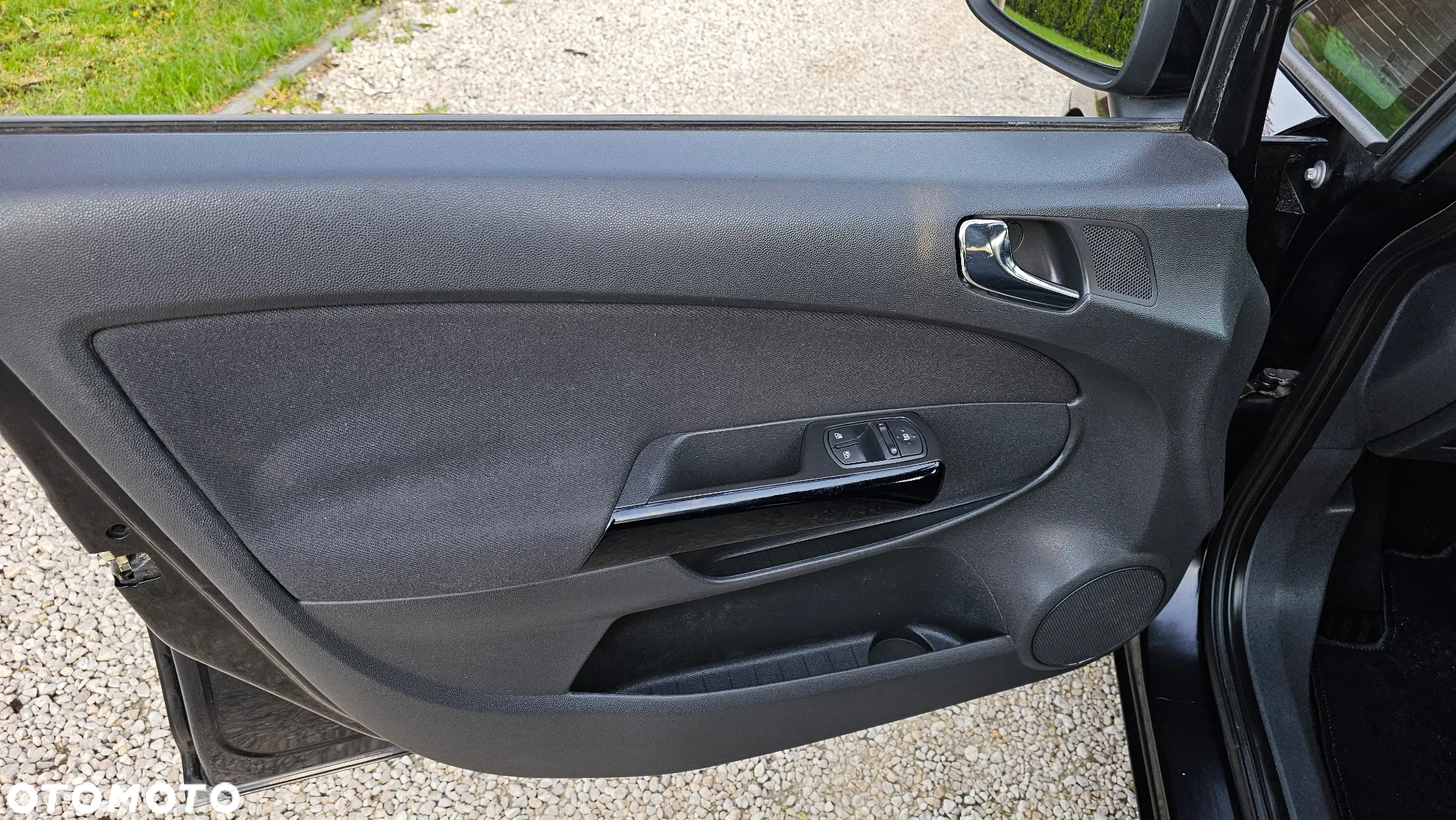 Opel Corsa 1.2 16V Enjoy - 14
