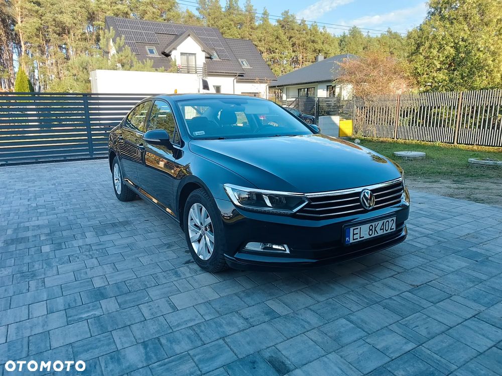 Volkswagen Passat 1.5 TSI EVO Trendline - 1