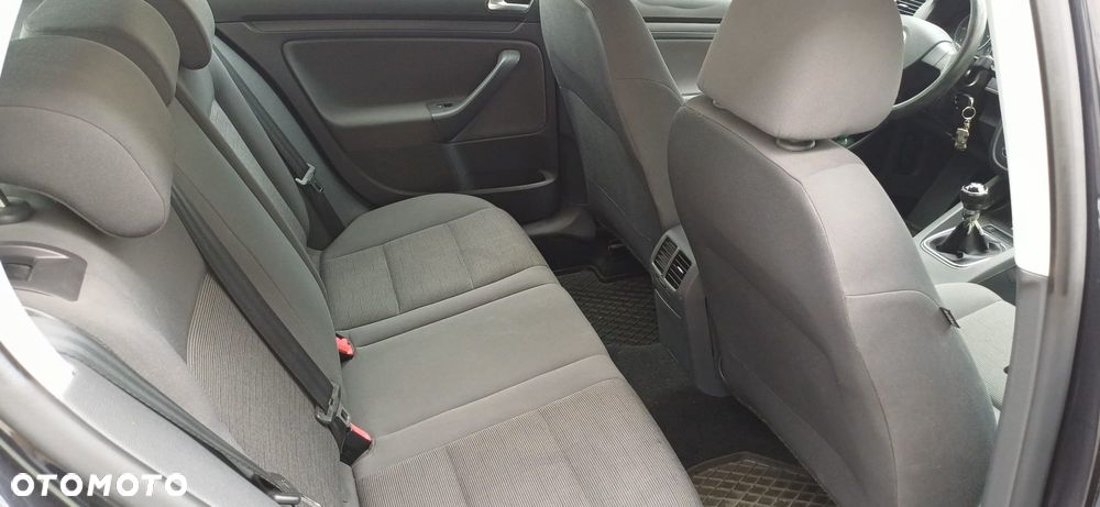 Volkswagen Golf 1.9 TDI Comfortline - 15