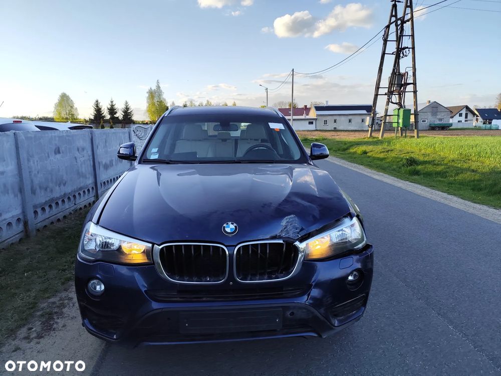 BMW X3 xDrive20d Advantage - 8