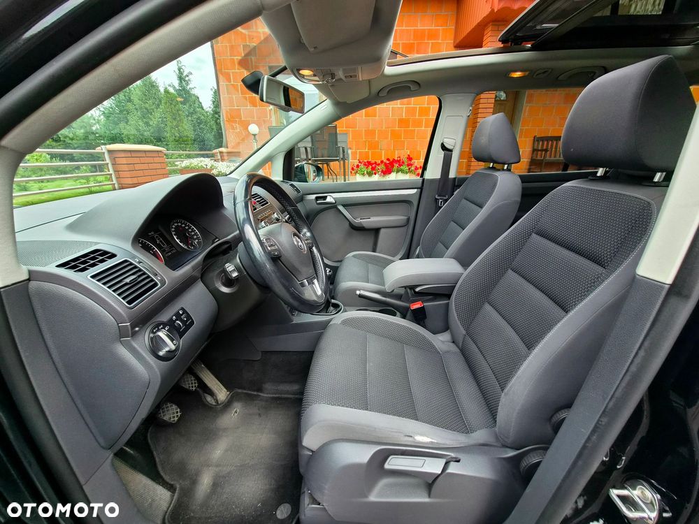 Volkswagen Touran 2.0 TDI DPF Comfortline - 13