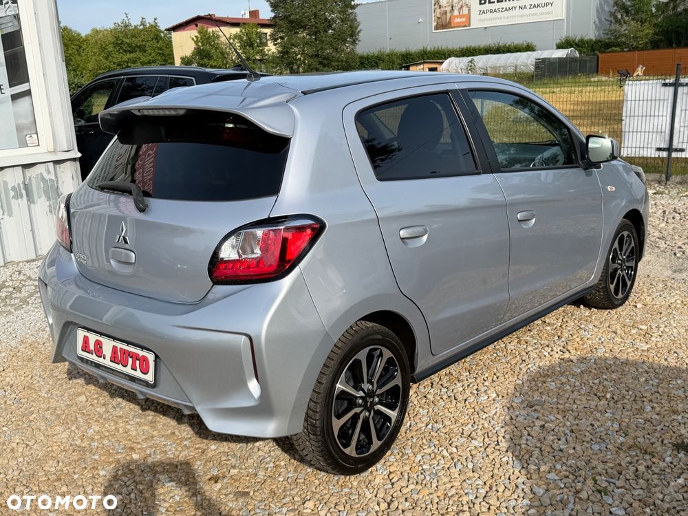 Mitsubishi Space Star - 10
