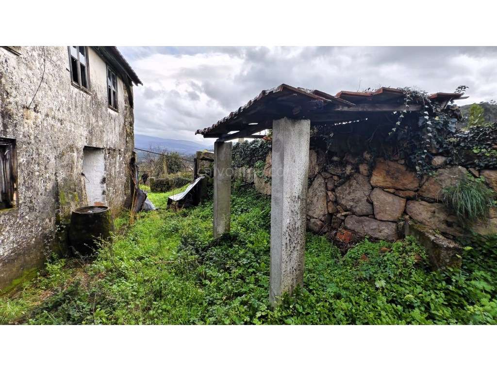 Moradia em pedra para venda, na freguesia de Barbeita, em Monção - Grande imagem: 5/10