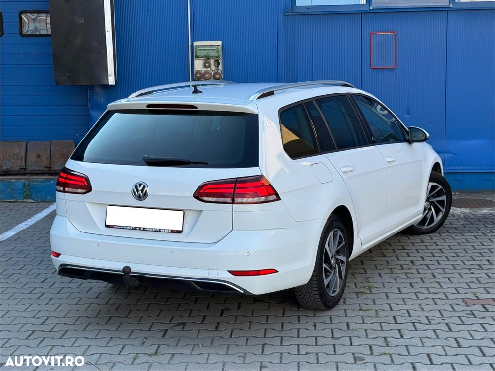 Volkswagen Golf 2.0 TDI DSG Sound - 4