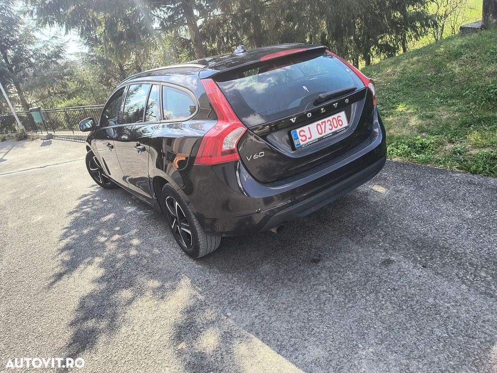 Volvo V60 D2 Start-Stop Kinetic - 3