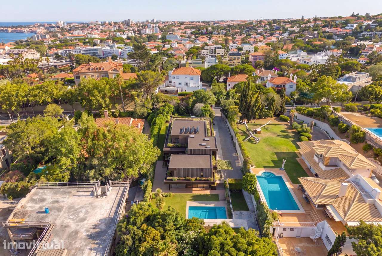 Moradia no Estoril com Projeto para T6 a 750m do Mar - Grande imagem: 5/48