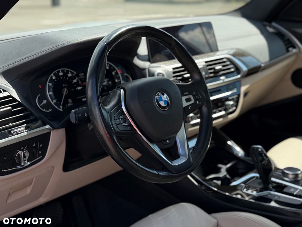 BMW X3 xDrive30i Luxury Line sport - 6