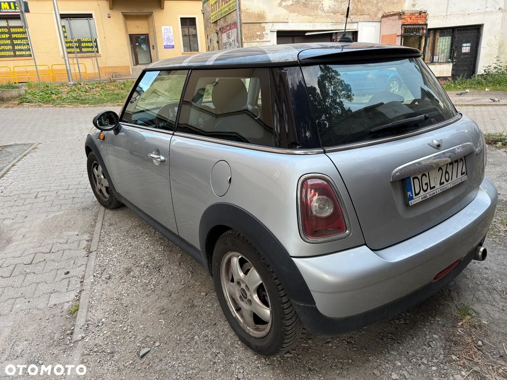 MINI Cooper Standard - 3