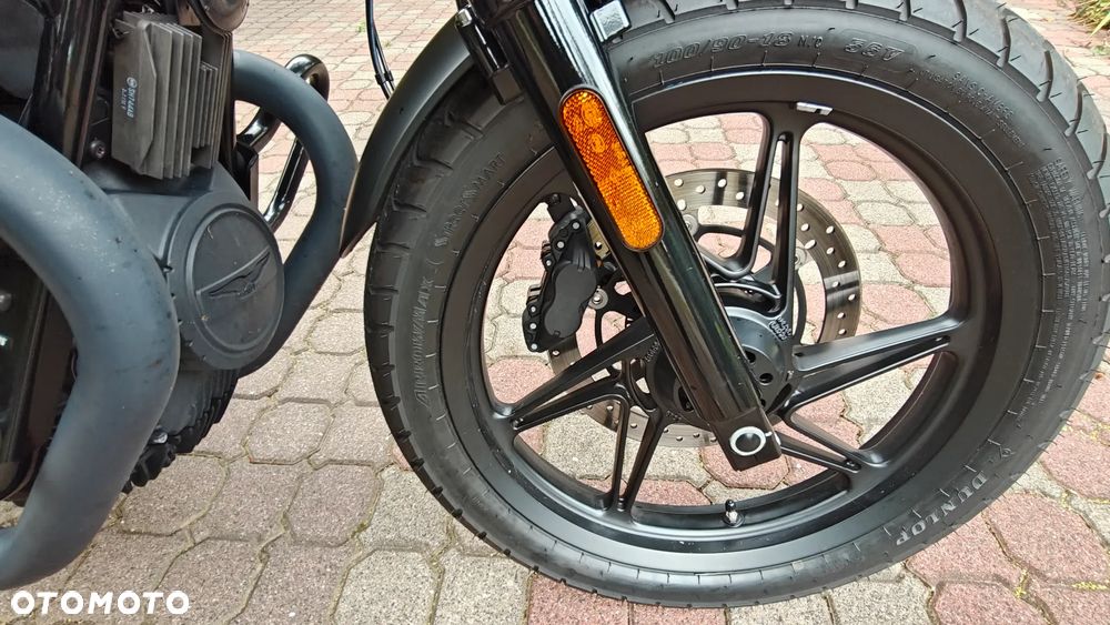 Moto Guzzi V7 - 19